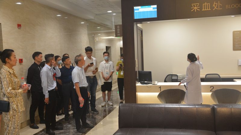 孕前免费检查通常包括以下几个方面：