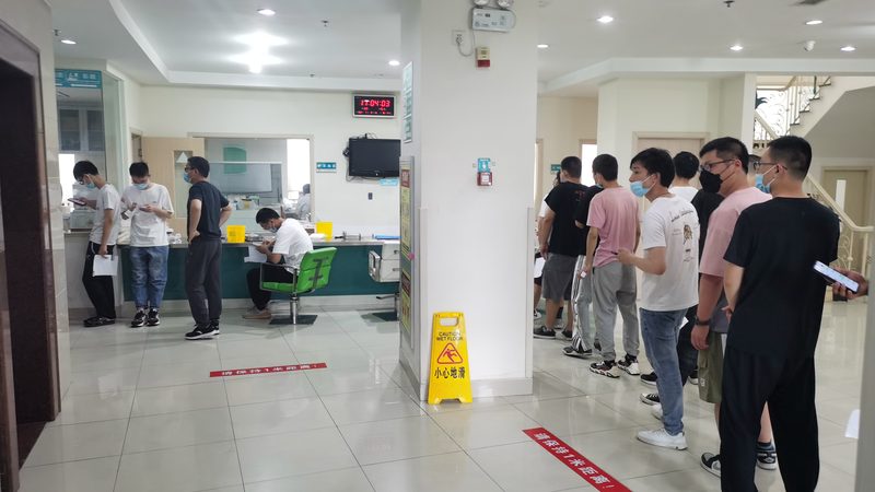 小标题：套餐内容，个性化定制的重要性